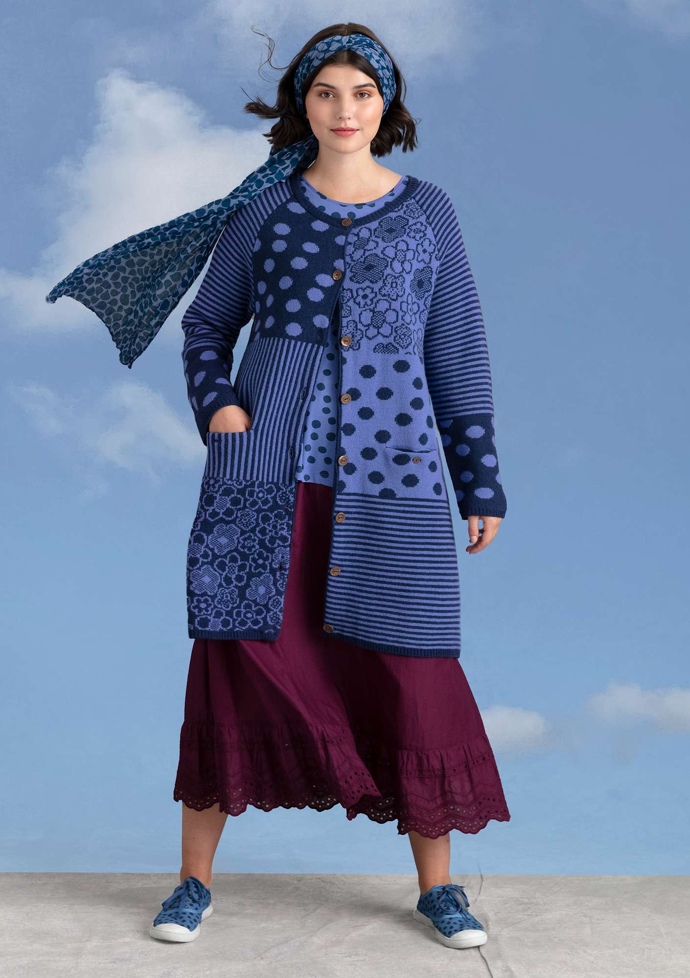 “Zoe” long cardigan in wool sky blue thumbnail