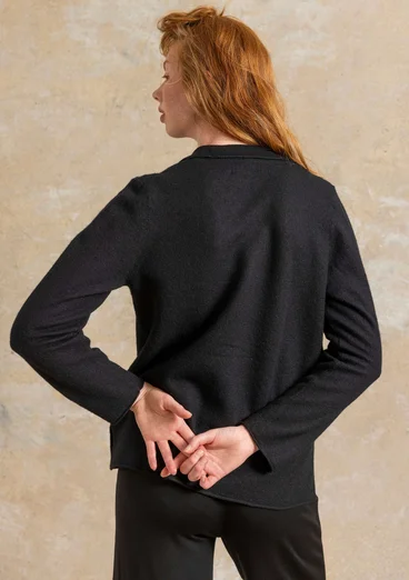 Knitted blazer crafted from felted organic wool - black