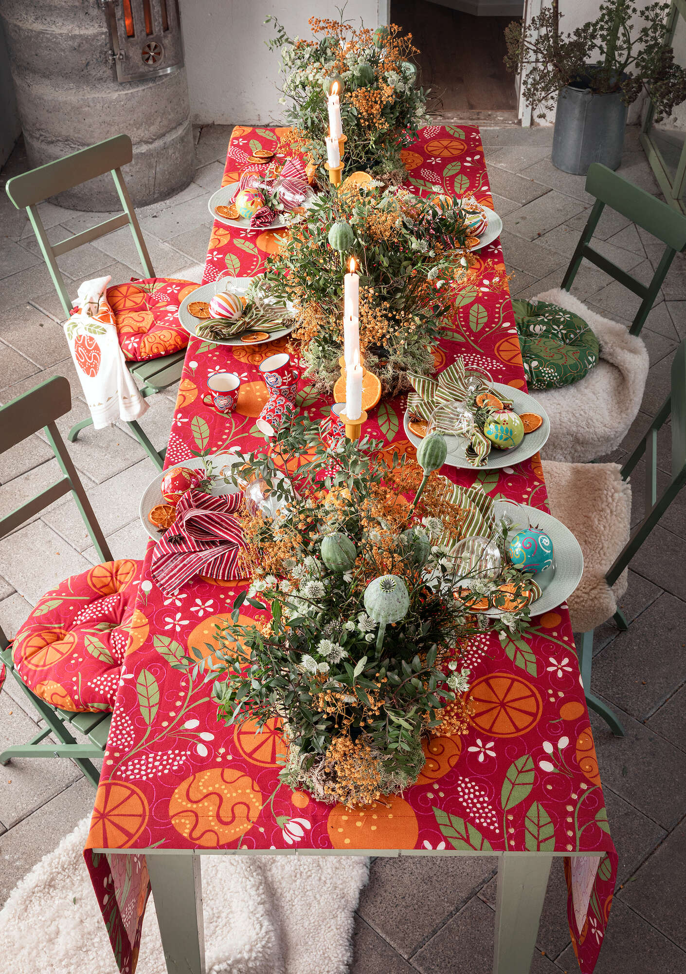 “Pomerans” organic cotton tablecloth tomato thumbnail