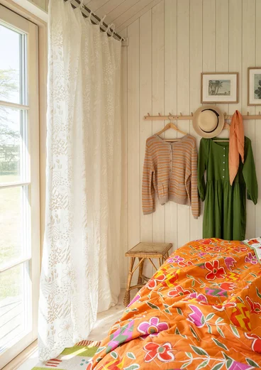 “Nemorosa” floral organic cotton curtain - white