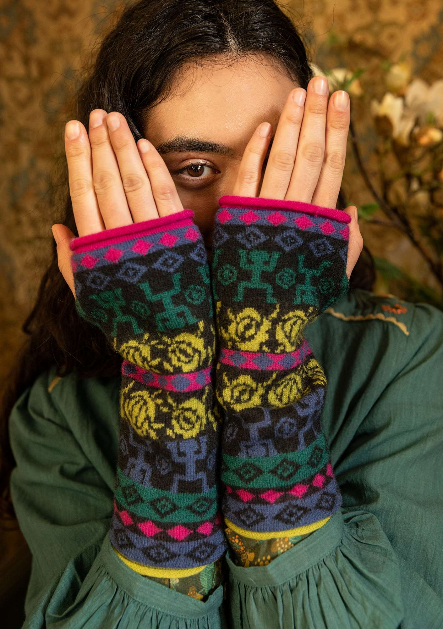 “Bolivia” organic wool fingerless gloves multicoloured thumbnail
