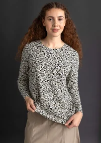 Jerseybluse "Ylva" i økologisk bomuld/elastan - sort/mønstret