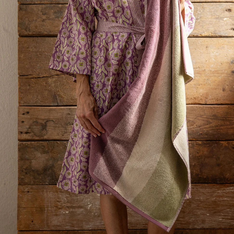 “Waves” organic cotton towel - mauve