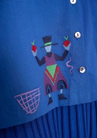 Bestickte Bluse „Skåne“ aus Bio-Baumwolle - brillantblau