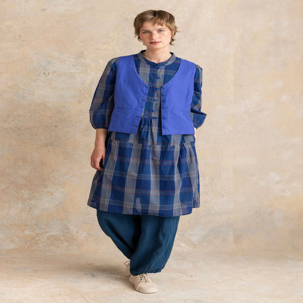 Robe tissée ”Nora” en coton biologique - indigo foncé