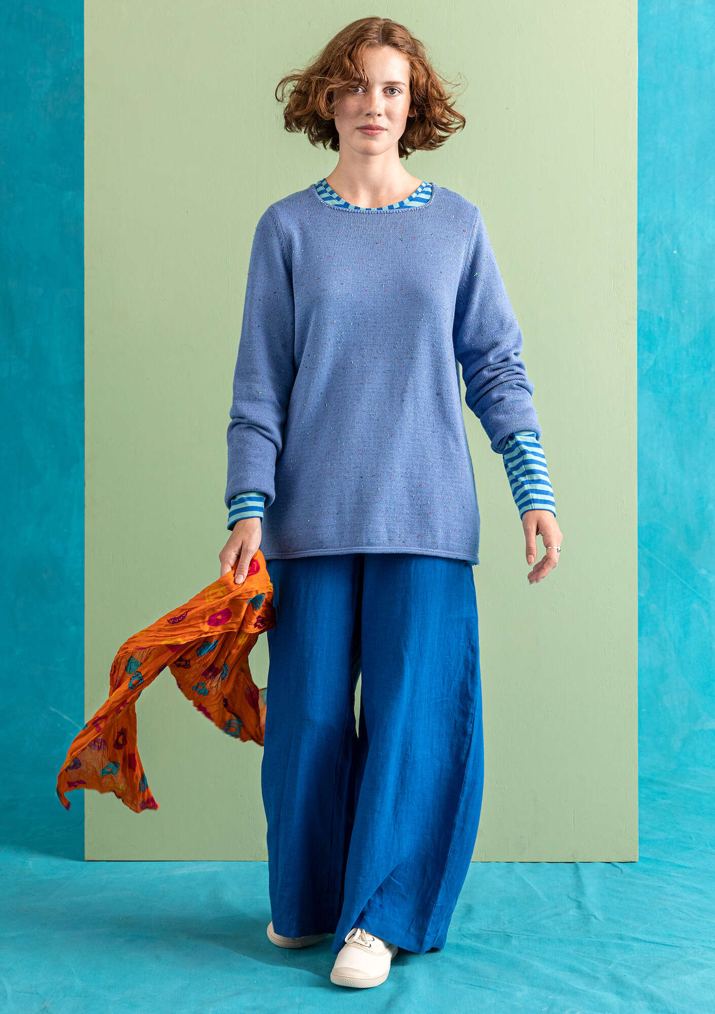 “Alfrida” sweater in recycled and organic cotton ocean blue thumbnail