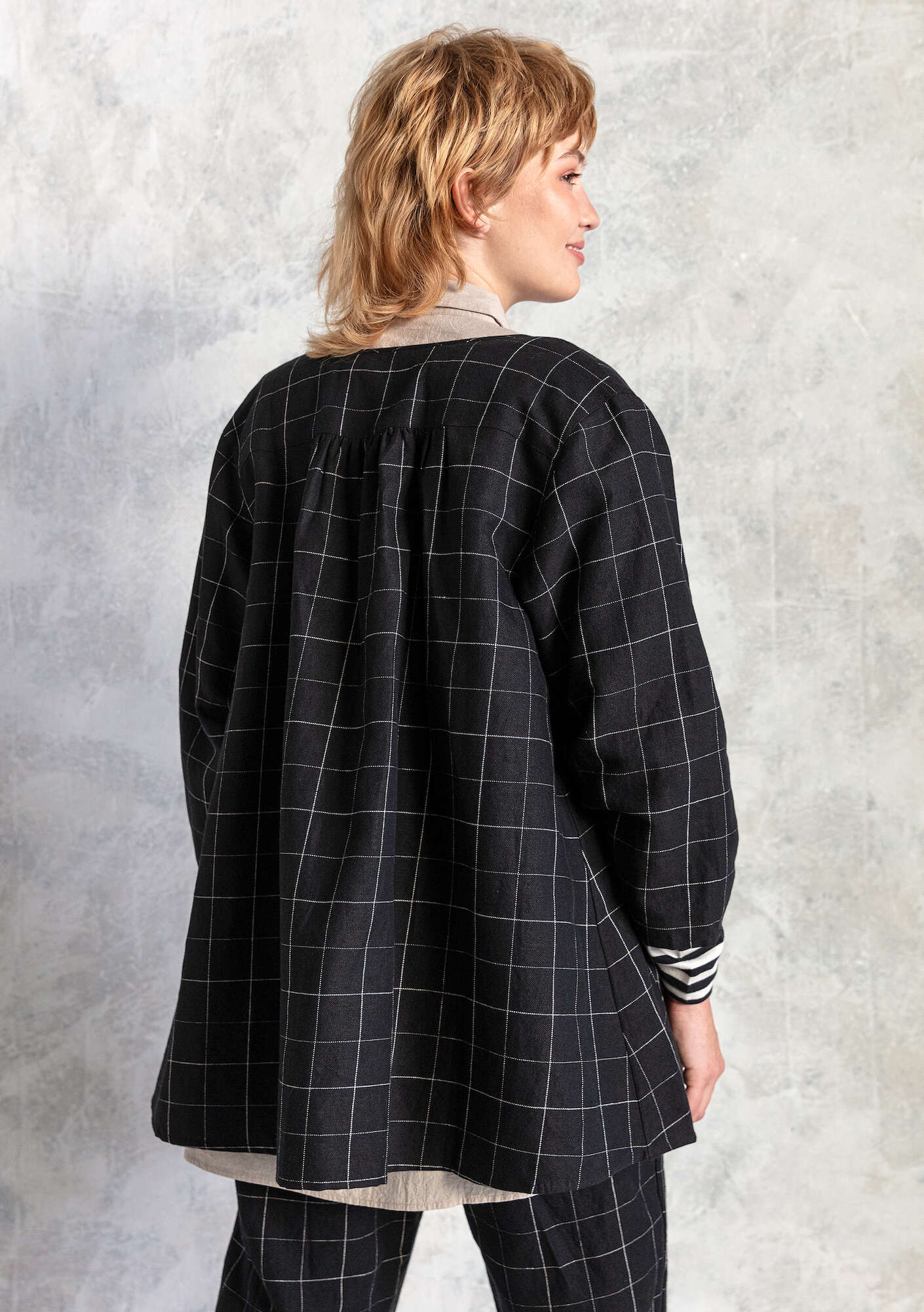 “Greta” woven organic cotton/linen smock blouse black thumbnail
