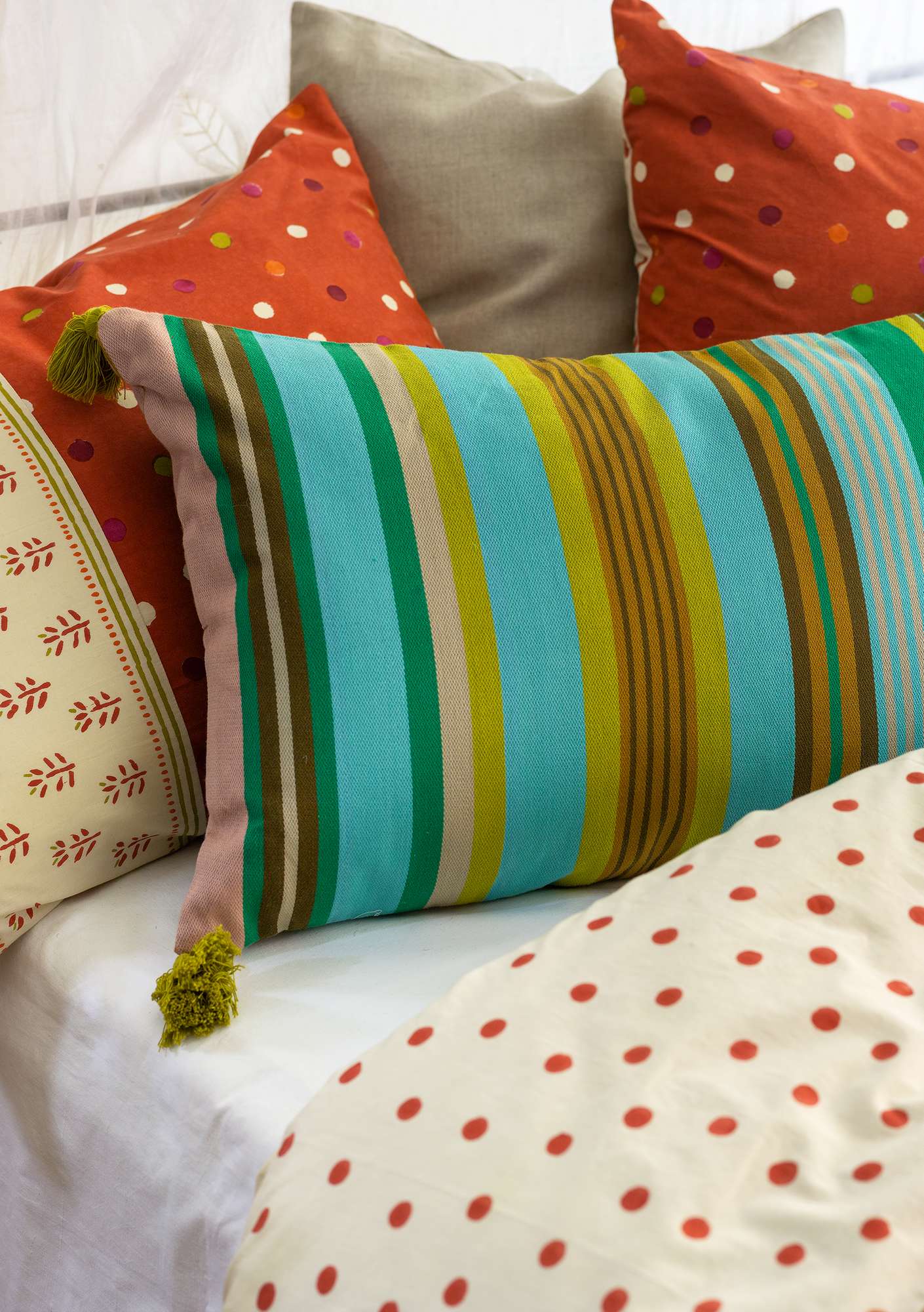 “Bolster” cushion cover in organic cotton jade