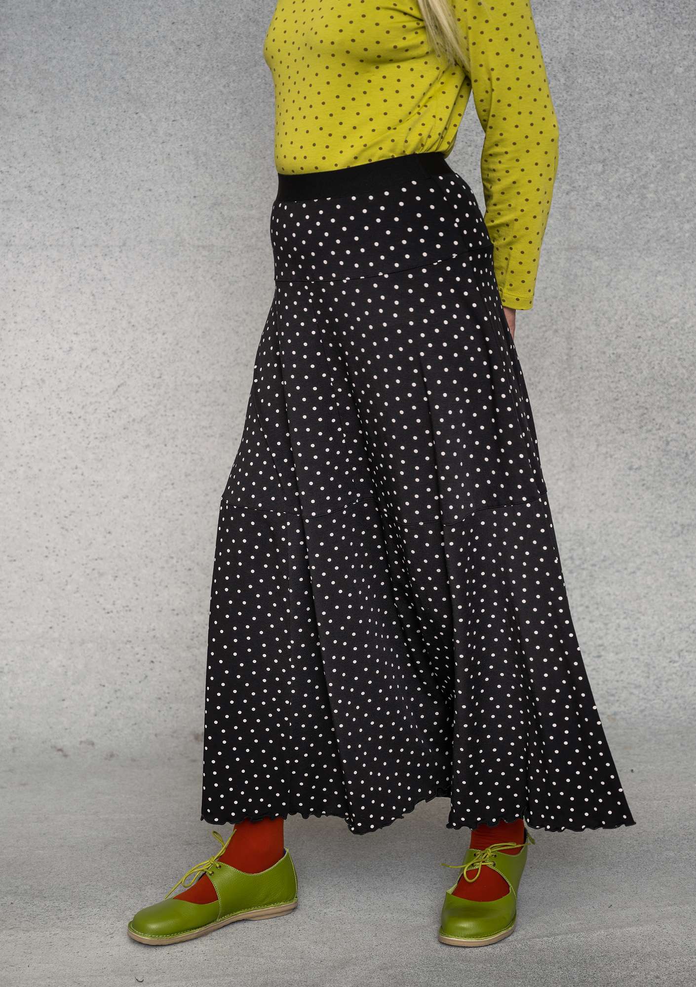 “Pytte” jersey skirt made of organic cotton/modal/elastane black/patterned