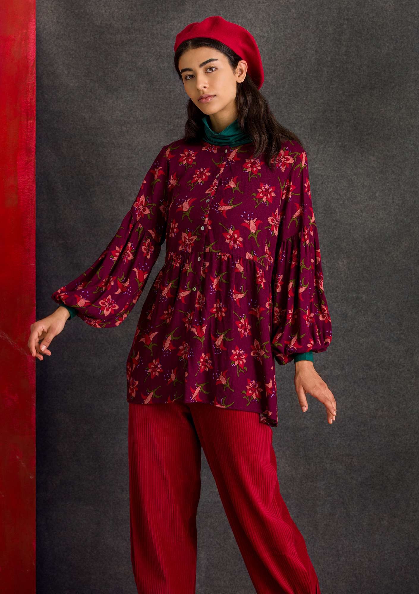 Amaryllis artist’s blouse burgundy