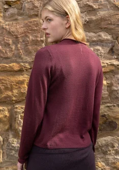 Feinstrick-Pullover aus zarter Wolle - aubergine