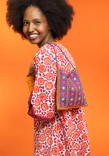 Bestickte Tasche „Sunita“ aus Bio-Baumwolle - mittsommerblumen