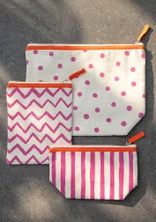 “Tripp-Trapp-Trull” organic cotton toiletry bag set - pink begonia