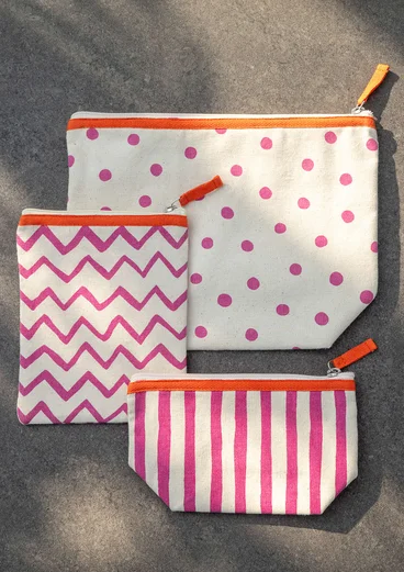“Tripp-Trapp-Trull” organic cotton toiletry bag set - pink begonia