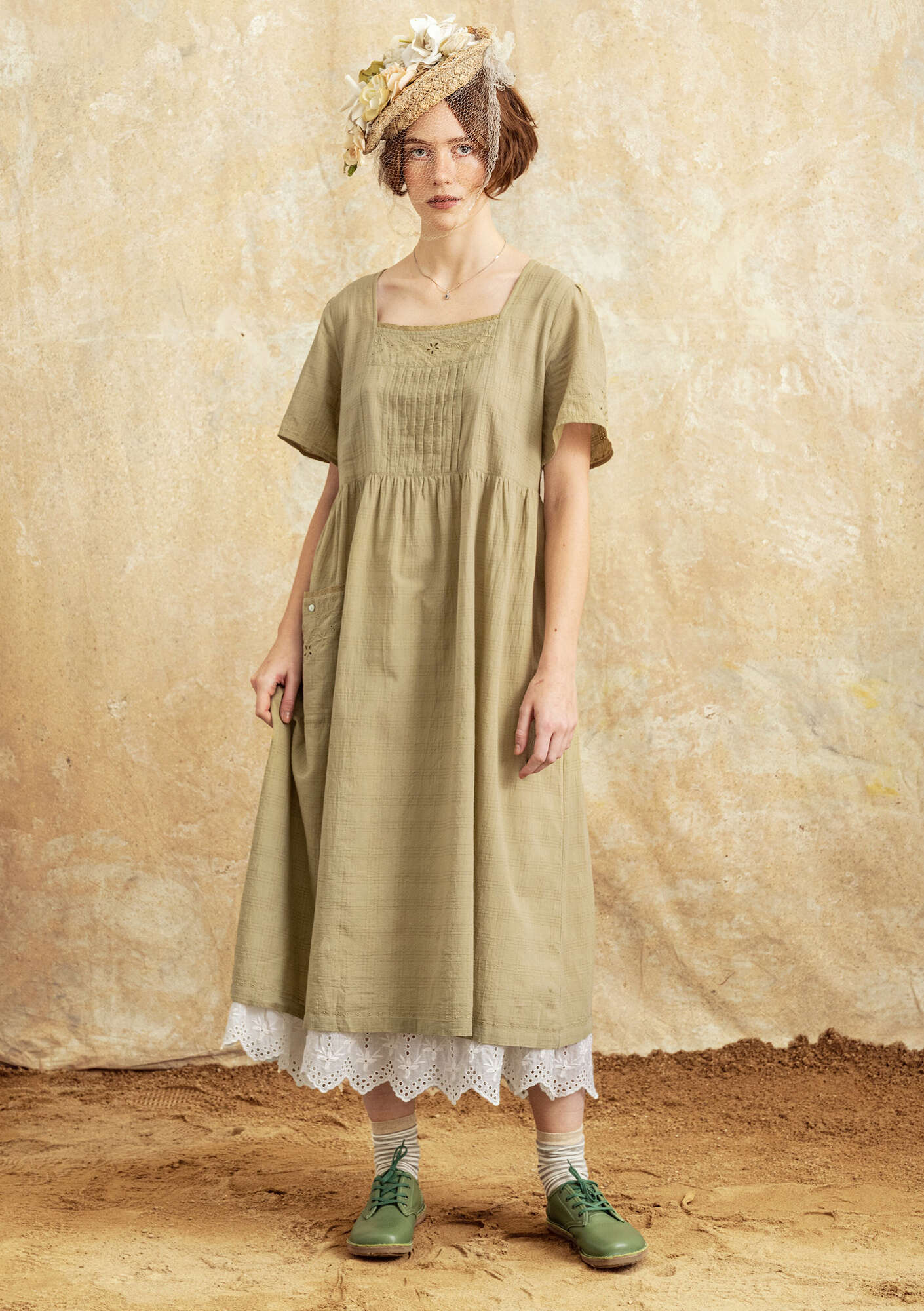 Woven “Tania” dress in organic cotton timothy grass