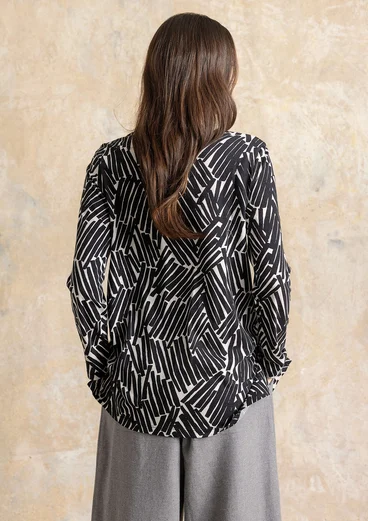 Gemustertes Shirt „Timmer“ aus Bio-Baumwolle/Modal - schwarz