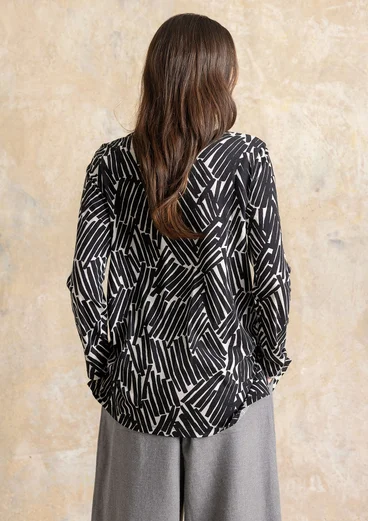 Gemustertes Shirt „Timmer“ aus Bio-Baumwolle/Modal - schwarz