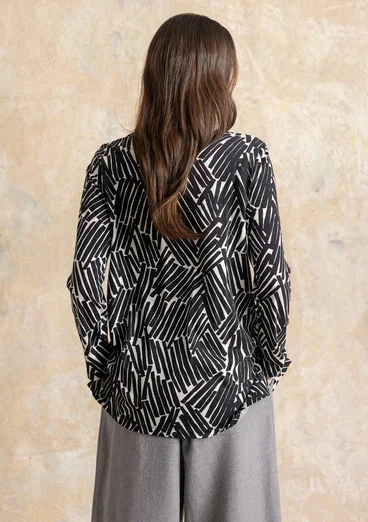 Gemustertes Shirt „Timmer“ aus Bio-Baumwolle/Modal - schwarz