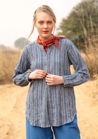“Ask�” blouse in organic cotton - flax blue
