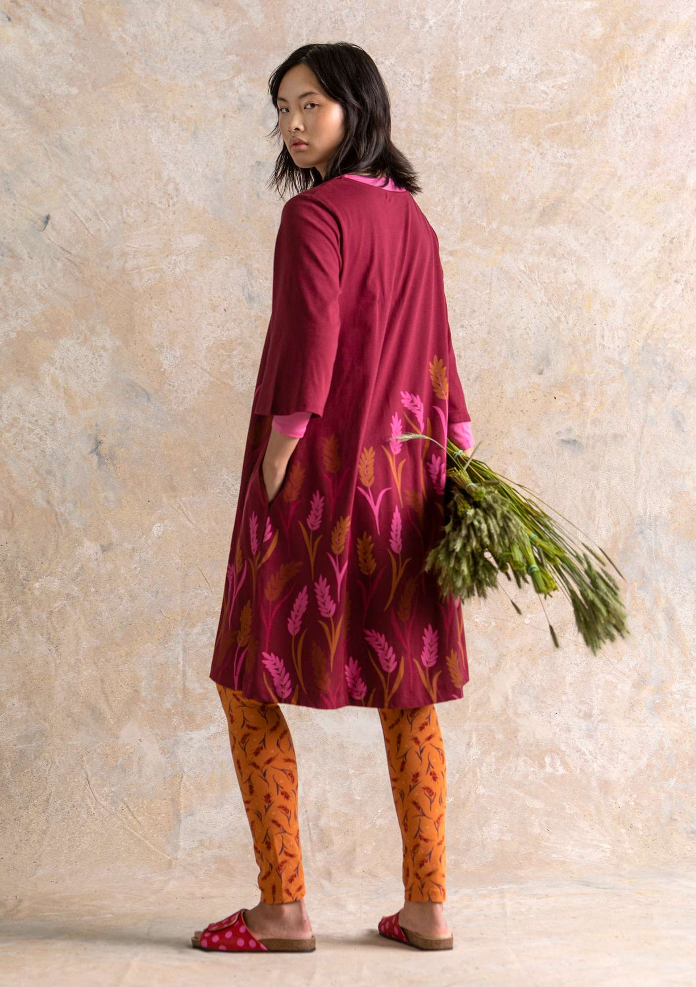 “Wheat” organic cotton jersey dress purple red