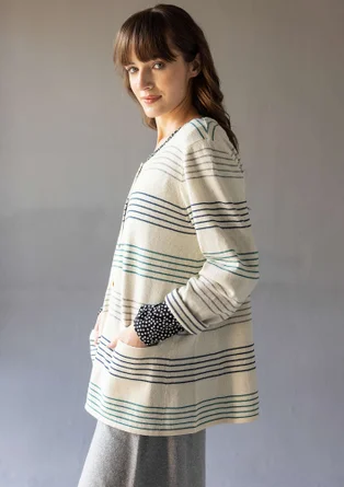 Gestreifte oder einfarbige Strickjacke „Sylvi“ aus Bio-Baumwolle/Wolle - ungefärbt-gestreift