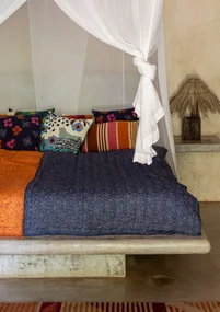 Blockdruck-Decke „Peru“ aus Bio-Baumwolle - indigo