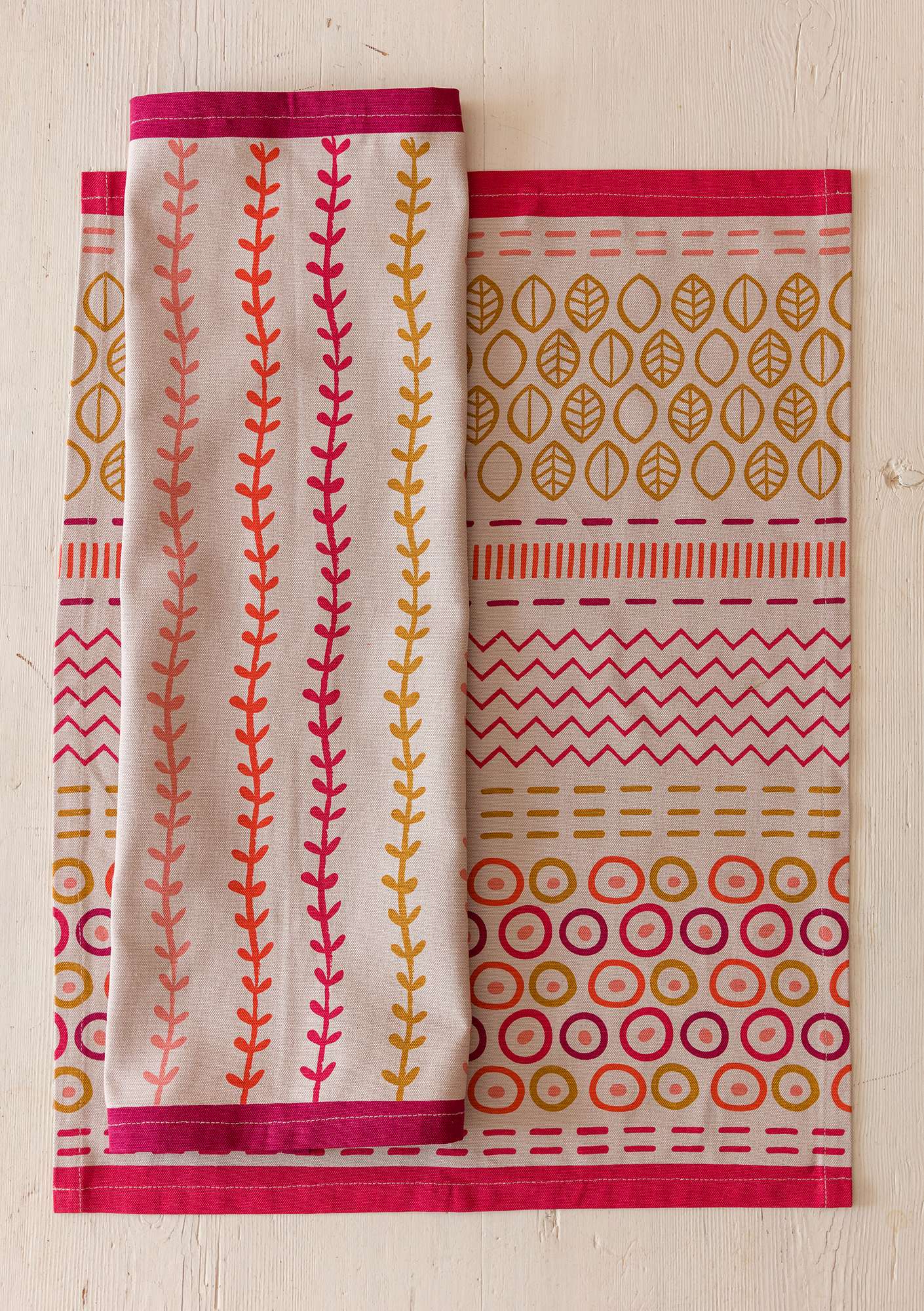 “Caramel” kitchen towel in organic cotton, 2-pack cranberry