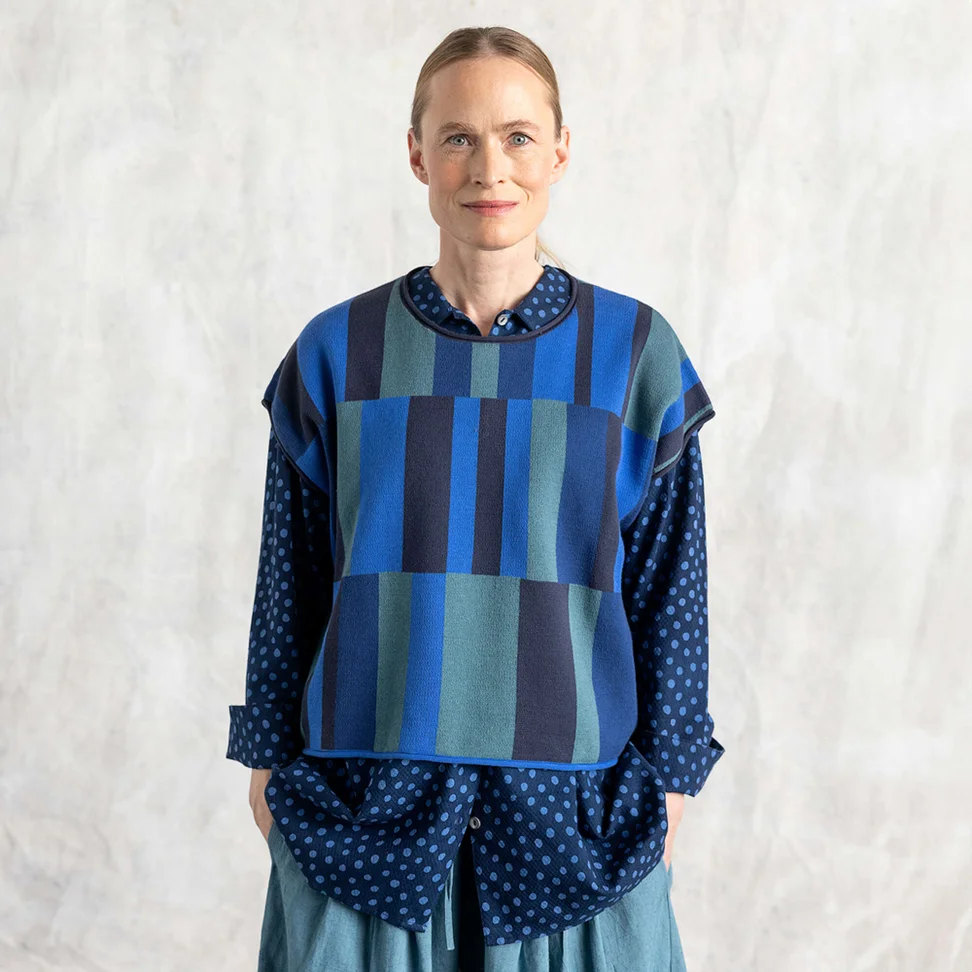 Strickpullunder „Rut“ aus Bio-/Recycling-Baumwolle - indigoblau-karos