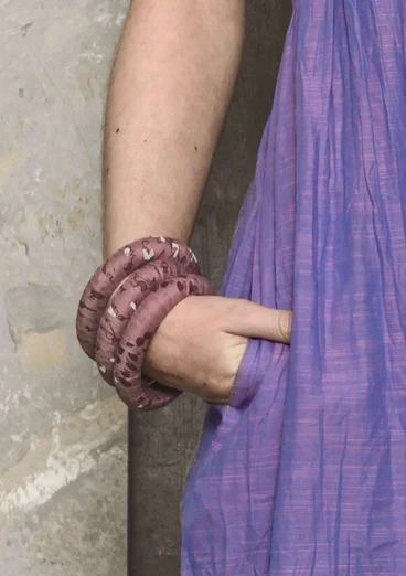 Armschmuck „Melodie“ aus Öko-Baumwolle/Recyclingholz - erika