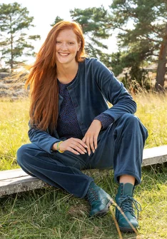 Solid-colour, velour trousers in organic cotton/recycled polyester - Pacific blue
