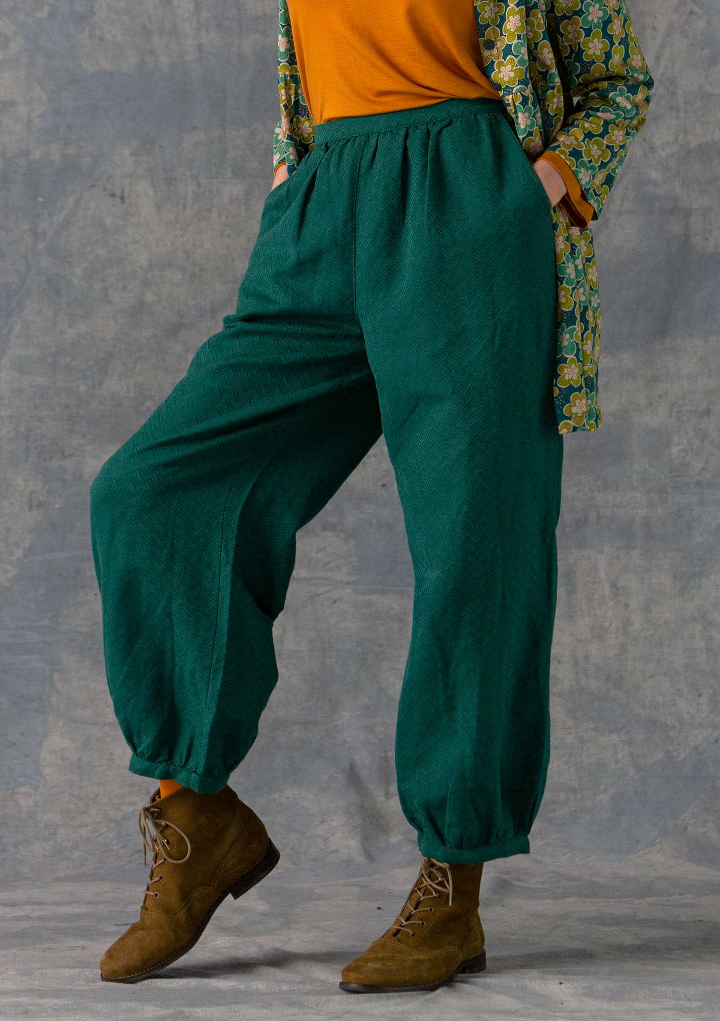 Vevd bukse i bomull/lin påfuglgrønn