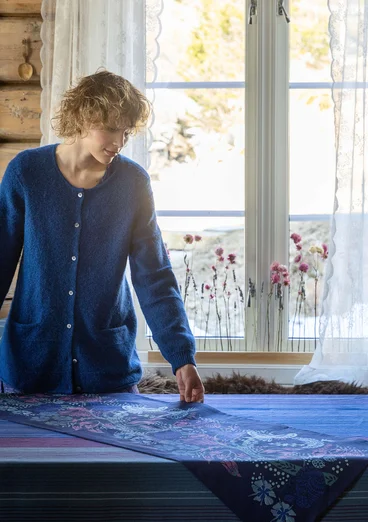 “Alaska Sky” tablecloth in organic cotton - midnight blue