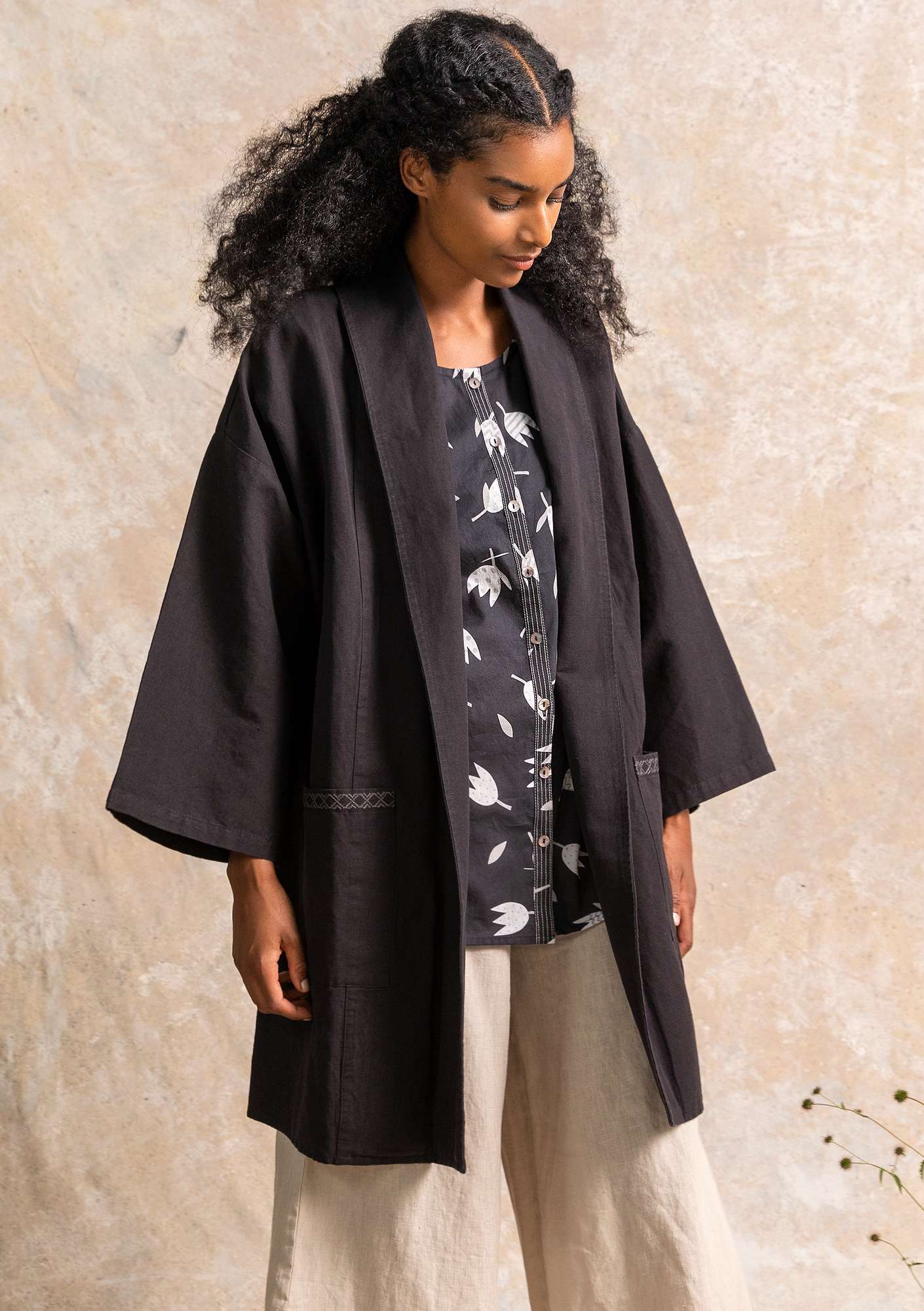 Robe jacket in organic cotton/linen black thumbnail