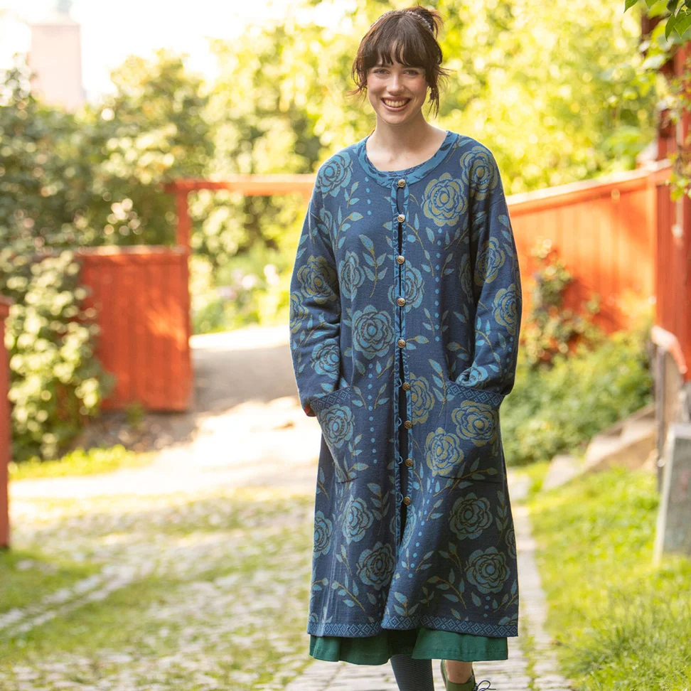 “Bulgaria” knitted coat in a wool and organic/recycled cotton blend - indigo