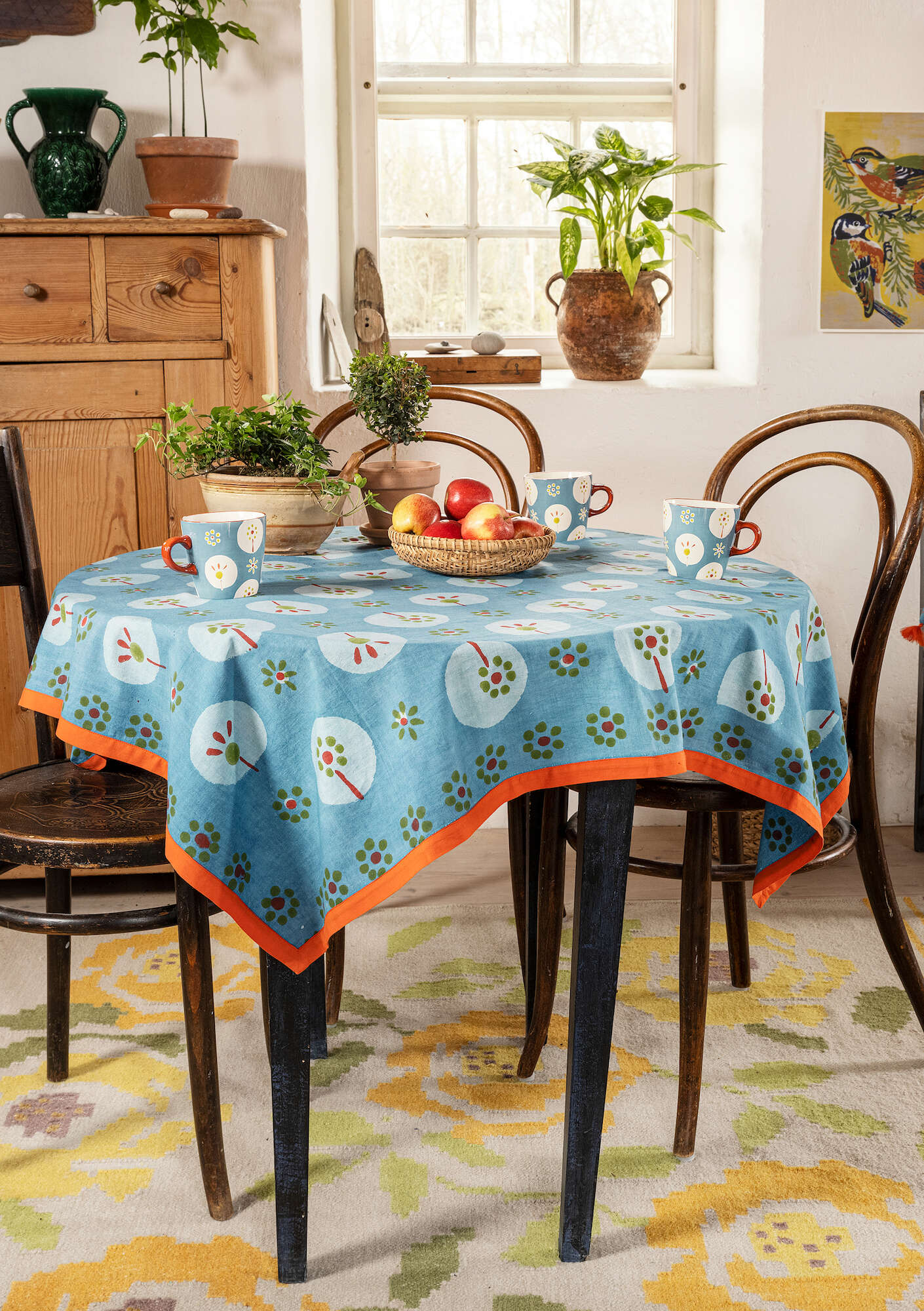 “Indra” tablecloth in organic cotton indigofera
