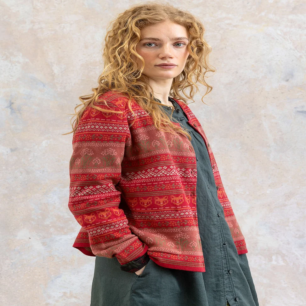 Strickjacke „Canwood“ aus Bio-/Recycling-Baumwolle - moosbeere