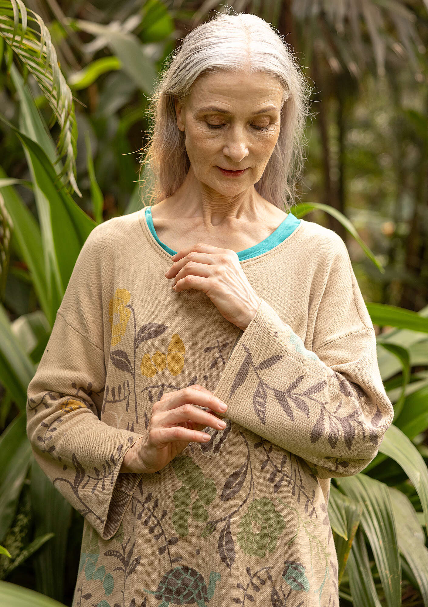 Mockingbird” sweater in organic/recycled cotton gudrunsjoden.com
