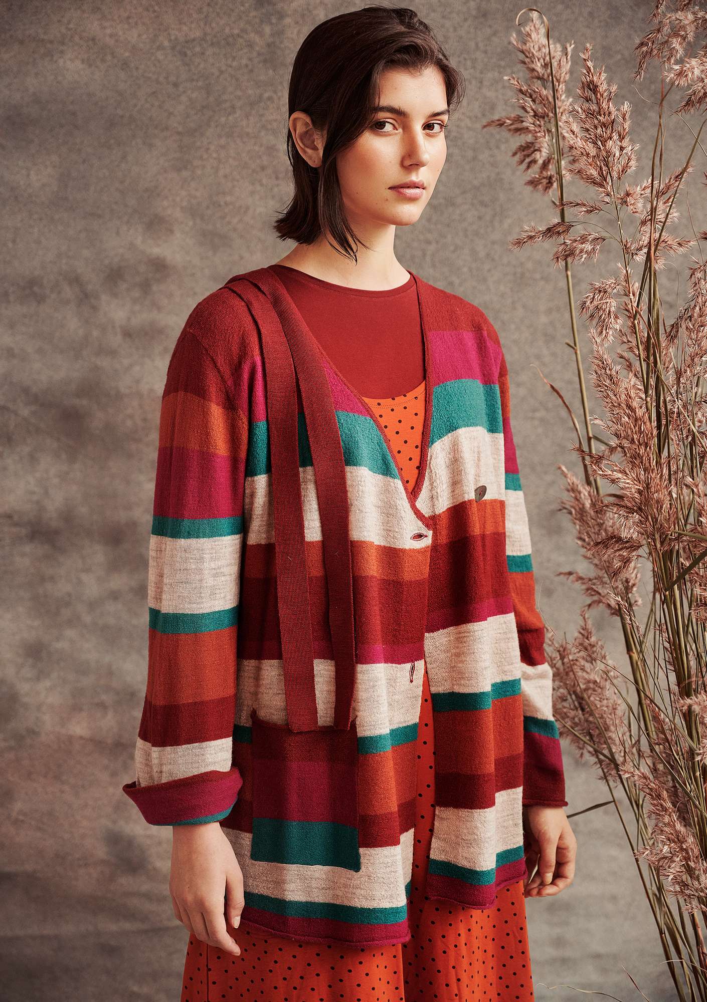 Solid-colour and striped wraparound cardigan crafted from felted wool agate red/patterned thumbnail