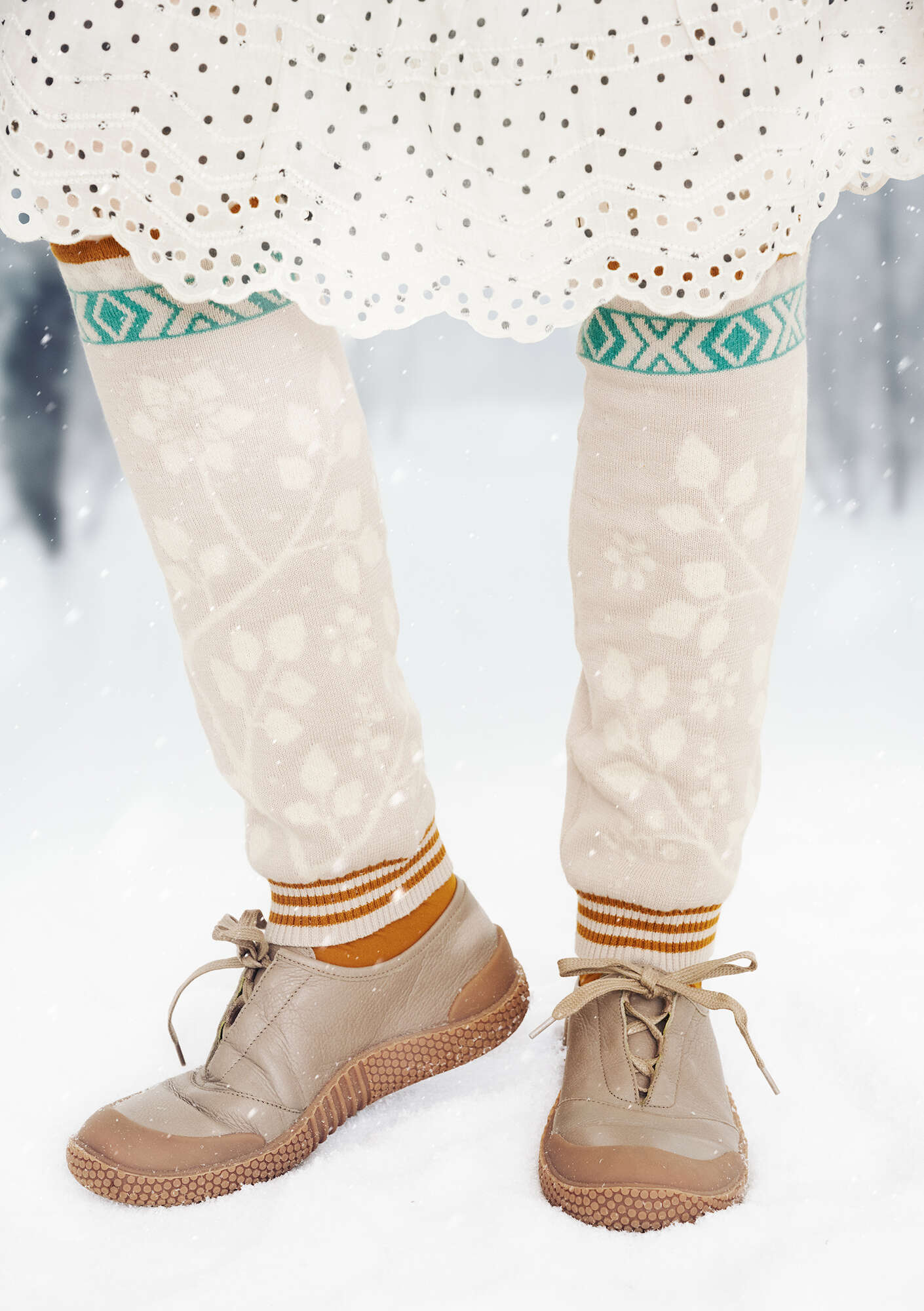 “Rimfrost” leg warmers in wool/organic and recycled cotton nature thumbnail