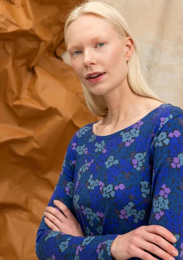 Kukallinen tai yksivärinen trikoopusero "Hillevi" lyosellia/elastaania - indigonsininen/kuviollinen