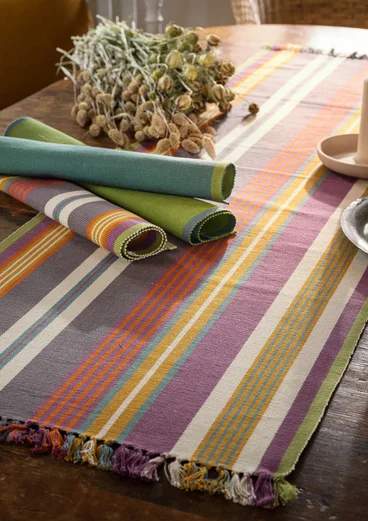 Striped table runner in organic cotton - graphite