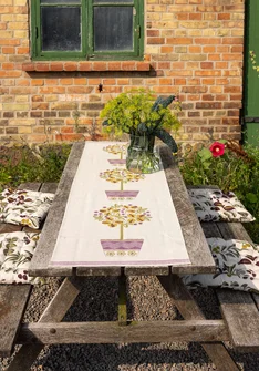 Tischläufer „Lemon tree“ aus Bio-Baumwolle - olive