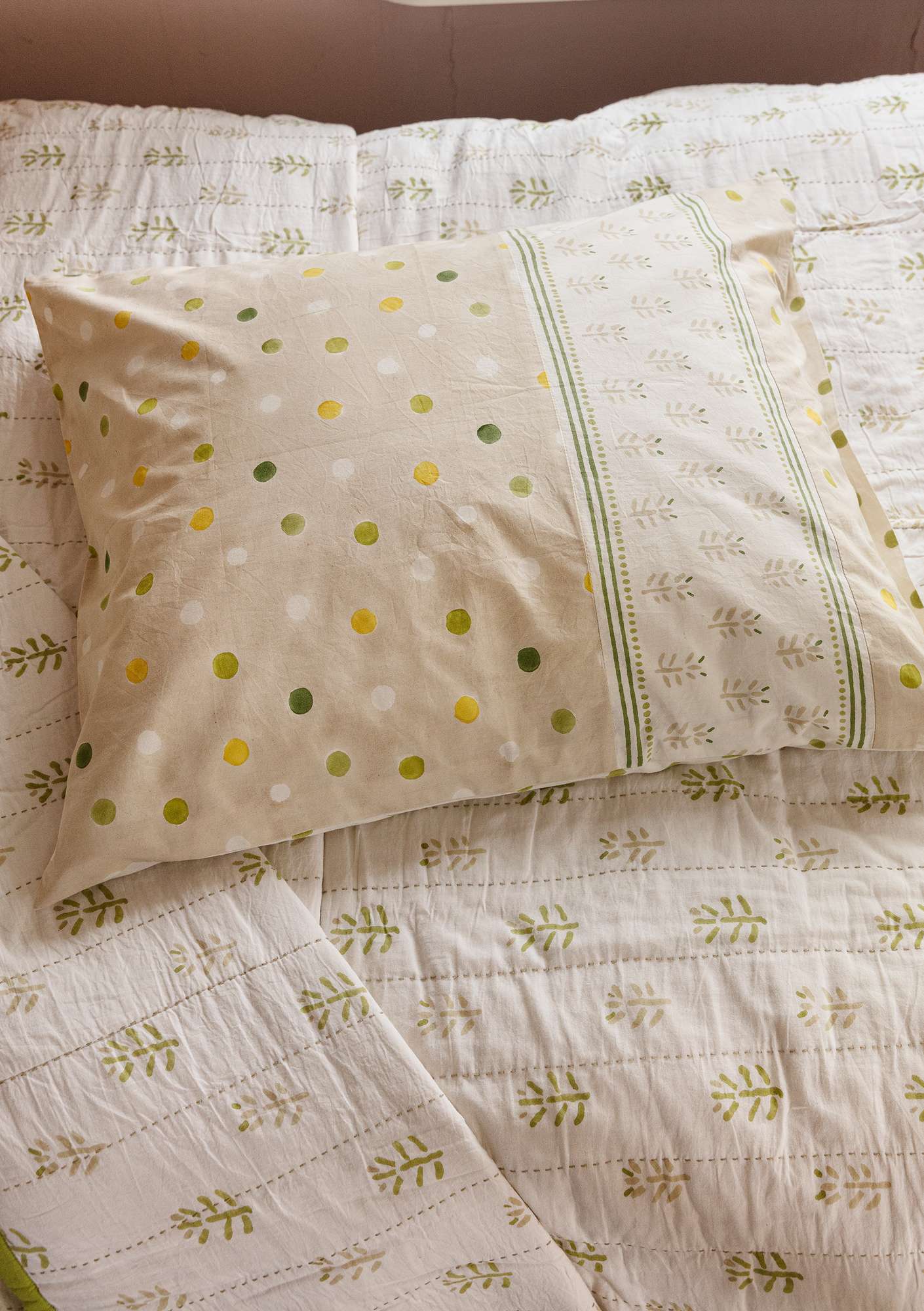“Chandra” block-print organic cotton pillowcase  apple green