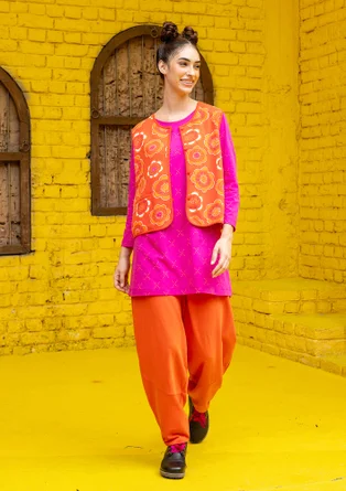 “Soho” organic cotton jersey waistcoat - chilli
