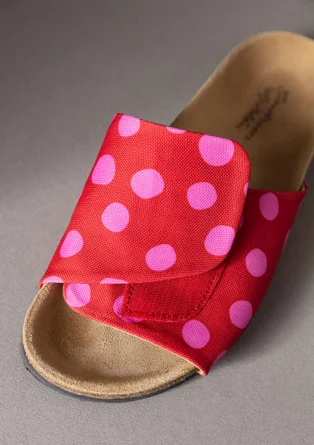 Sandal "Amber" i digitaltryckt tyg - papegojröd