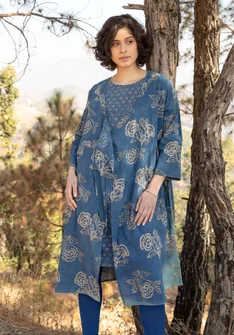 Robe tissée ”Rose hip” en coton biologique - indigo