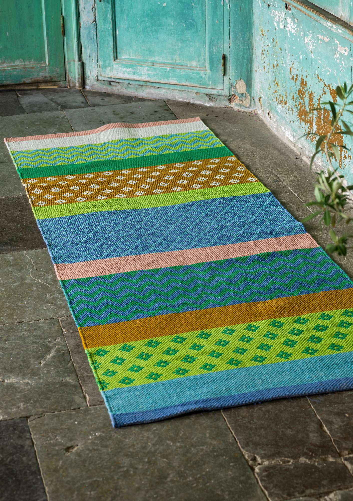 “Gåsöga” organic cotton hallway mat jade thumbnail