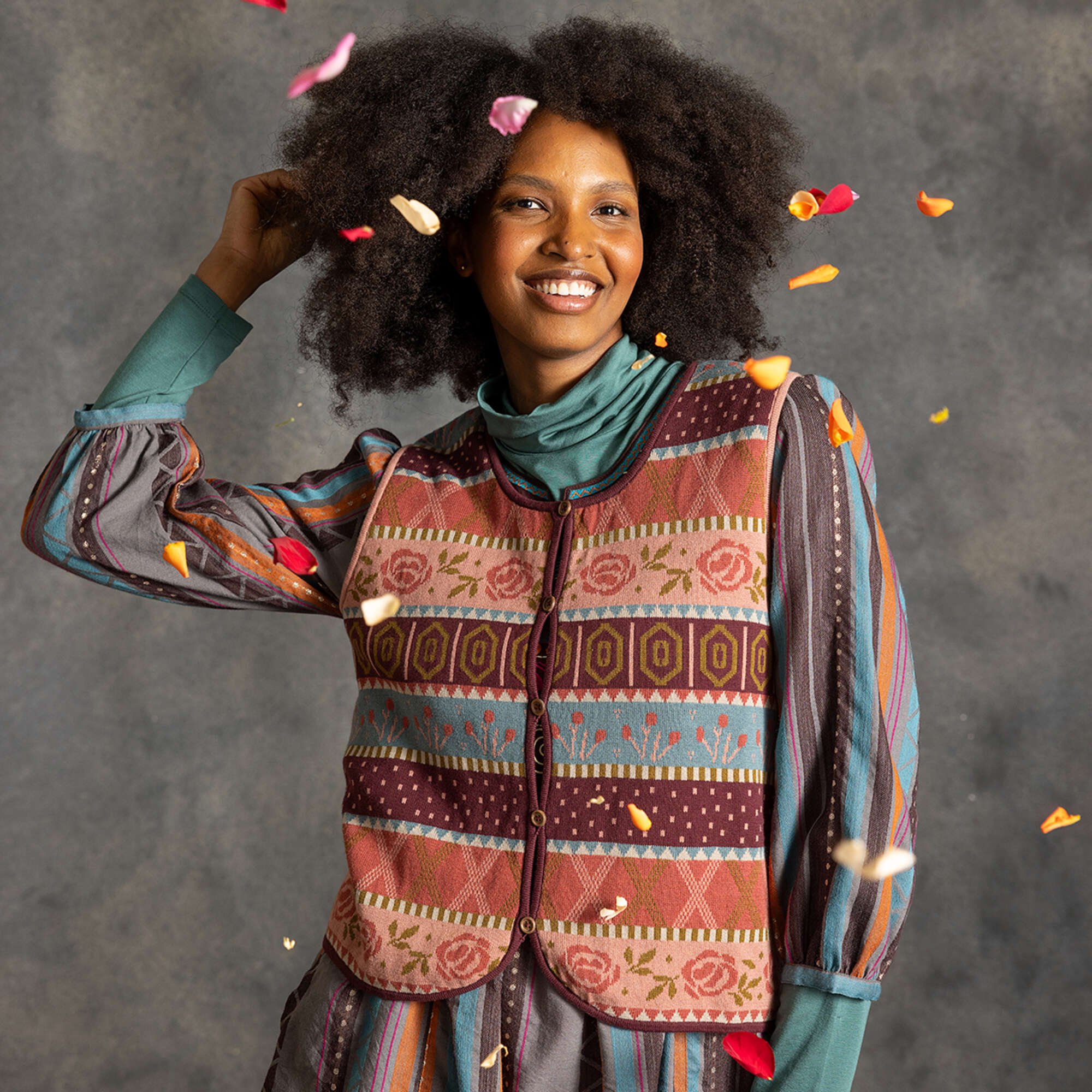 Women's vests – wear an embroidered vest