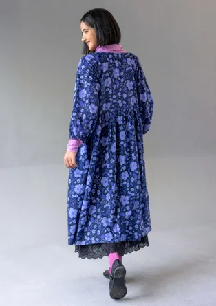 Geblümtes oder einfarbiges Kleid „Leah“ aus luftiger Bio-Baumwolle - dunkellavendel-gemustert