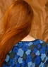 Florale Strickjacke „Hillevi“ aus Bio-/Recycling-Baumwolle (tinte XL)